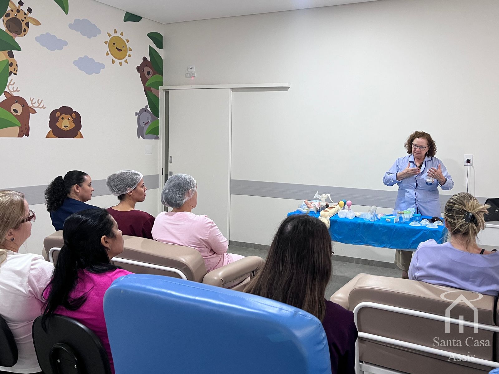 Capacitação fortalece assistência materno-infantil na Santa Casa de Assis